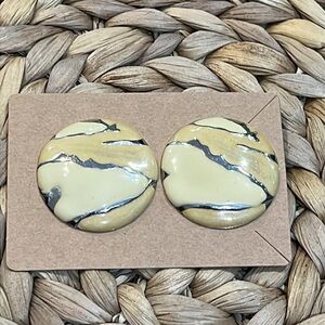 Vintage Rare Animal Print Earrings Enamel Round Beige Silver Spring 80s